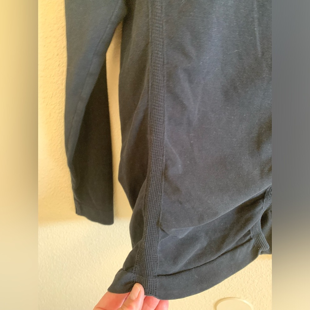 Athleta Ruched Long Sleeve Top 🌴 - Picture 6 of 8